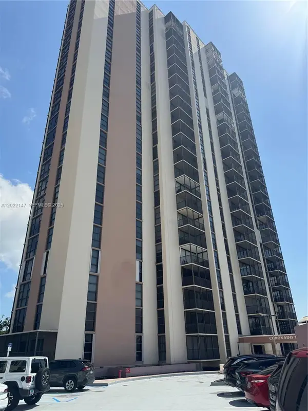 20335 W Country Club Dr #1205, Aventura, FL 33180