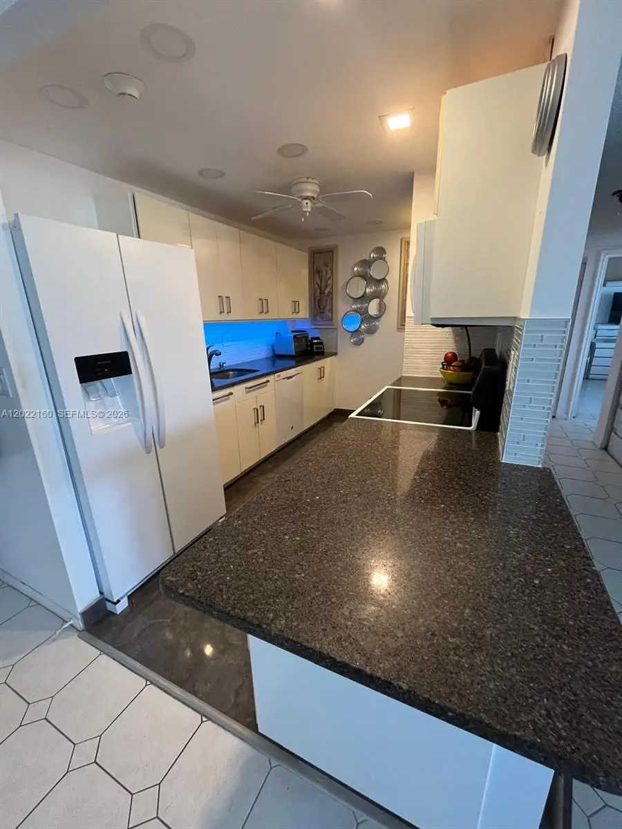 211 S Ocean Dr #204, Hollywood, FL 33019 - #2