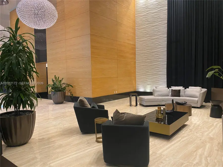 950 Brickell Bay Dr #2206, Miami, FL 33131 - #2