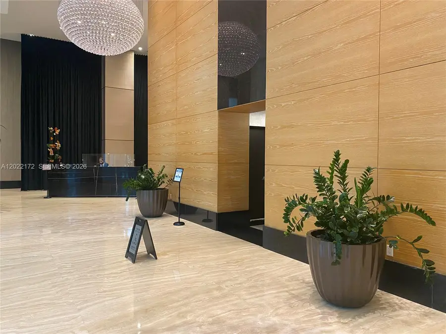 950 Brickell Bay Dr #2206, Miami, FL 33131 - #3