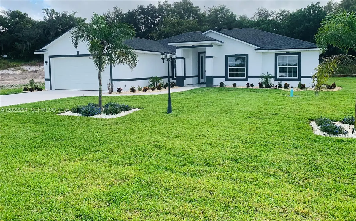 120 Clinton Avenue, Lake Placid, FL 33852 - #1