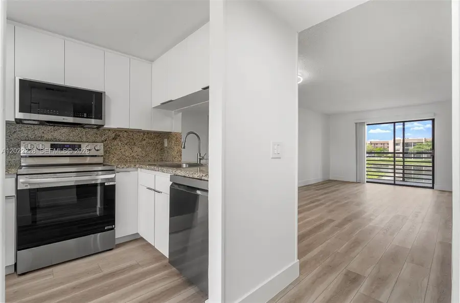 10130 Sunrise Lakes Blvd #210, Sunrise, FL 33322 - #3