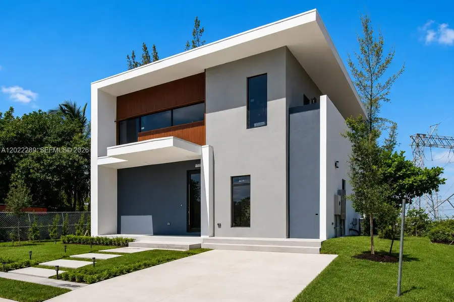 201 NW 14 Way, Dania Beach, FL 33004 - #2