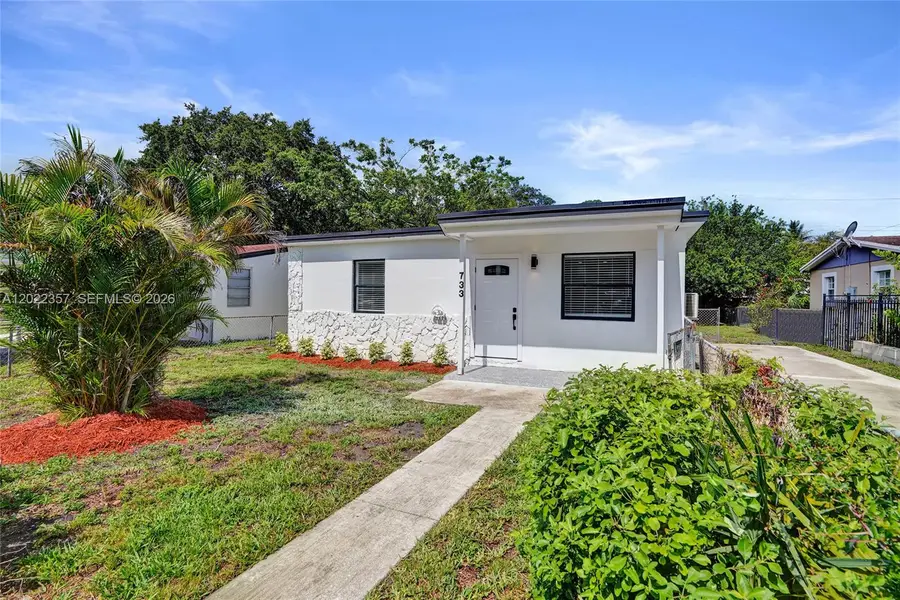 733 NW 15th Ter, Fort Lauderdale, FL 33311 - #2