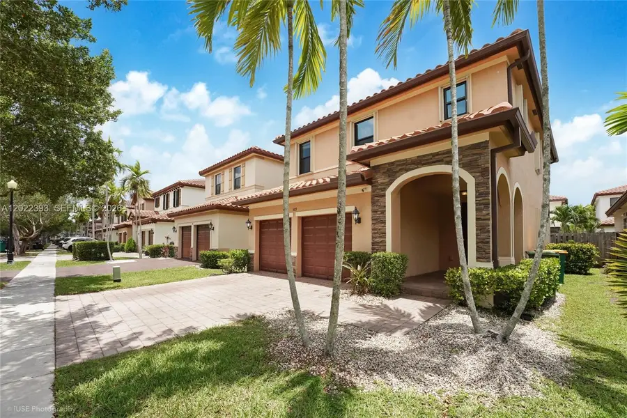 589 W 34th Ter, Homestead, FL 33033 - #2