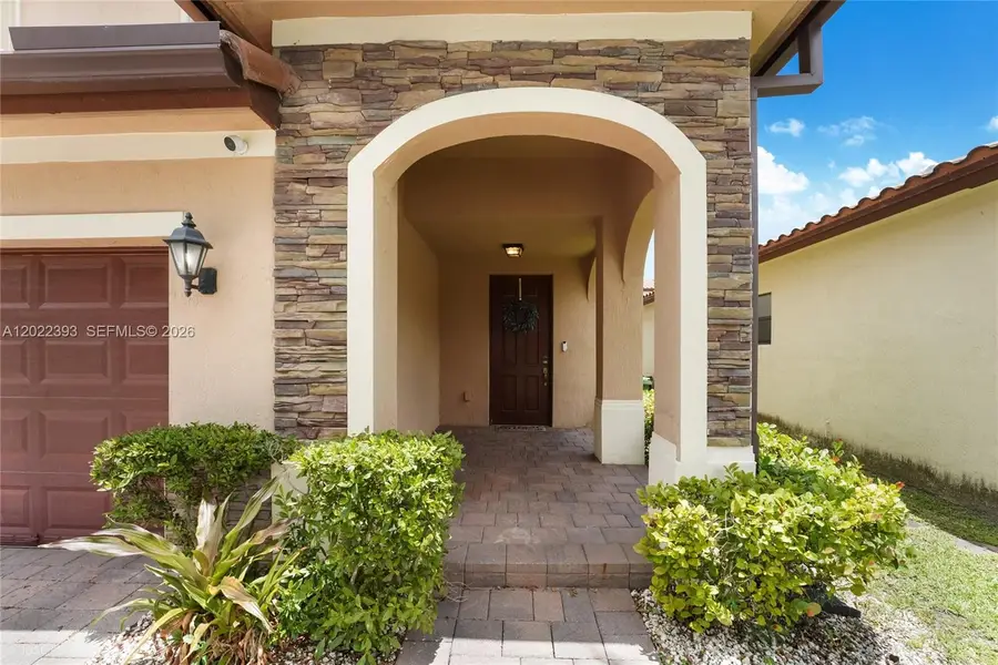 589 W 34th Ter, Homestead, FL 33033 - #3