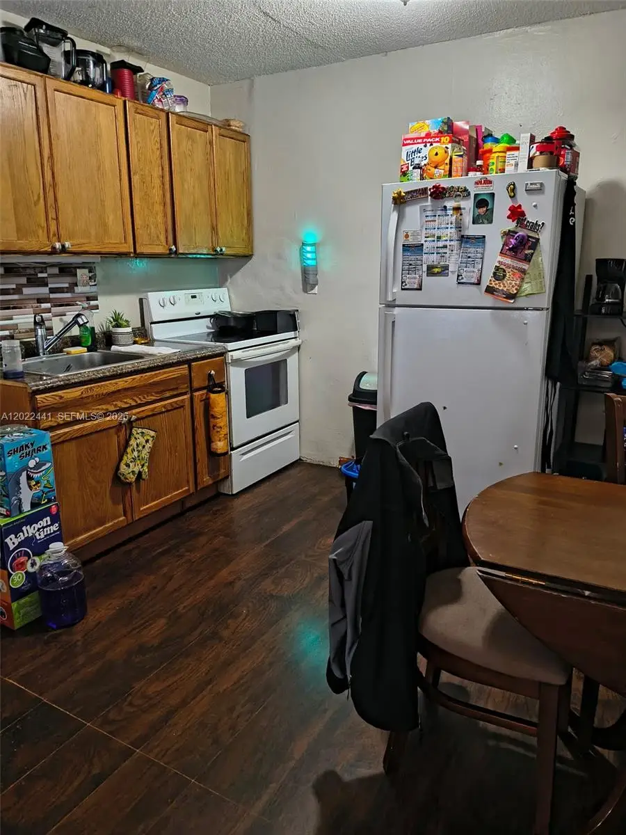 6316 Pierce St, Hollywood, FL 33024 - #2