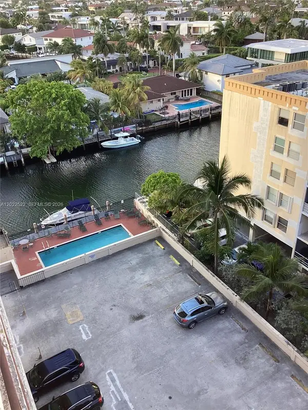 2903 N Miami Beach Blvd #1003, North Miami Beach, FL 33160