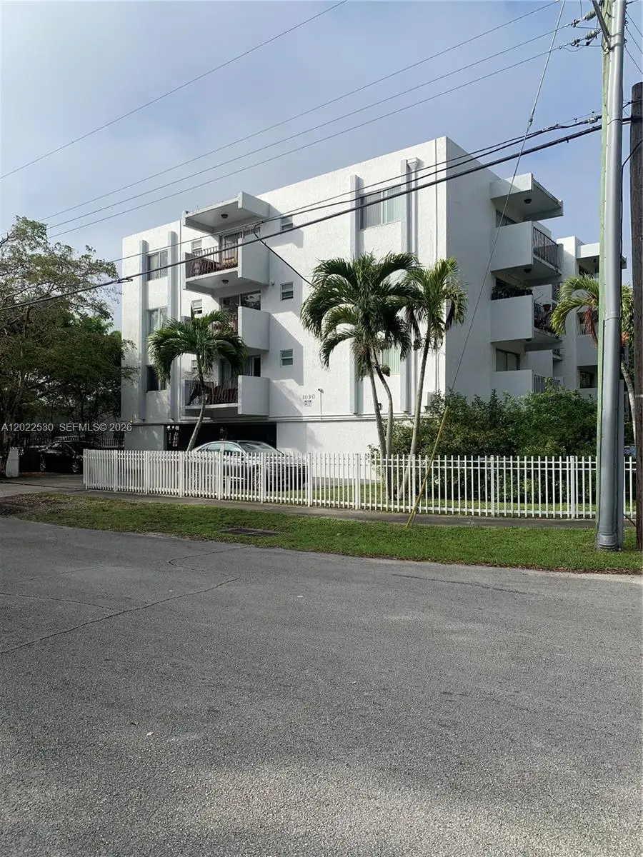 1090 NE 129th St #202, North Miami, FL 33161 - #1