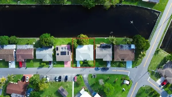 6013 NW 68th, Tamarac, FL 33321