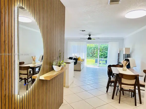 8952 NW 38th Dr., Coral Springs, FL 33065