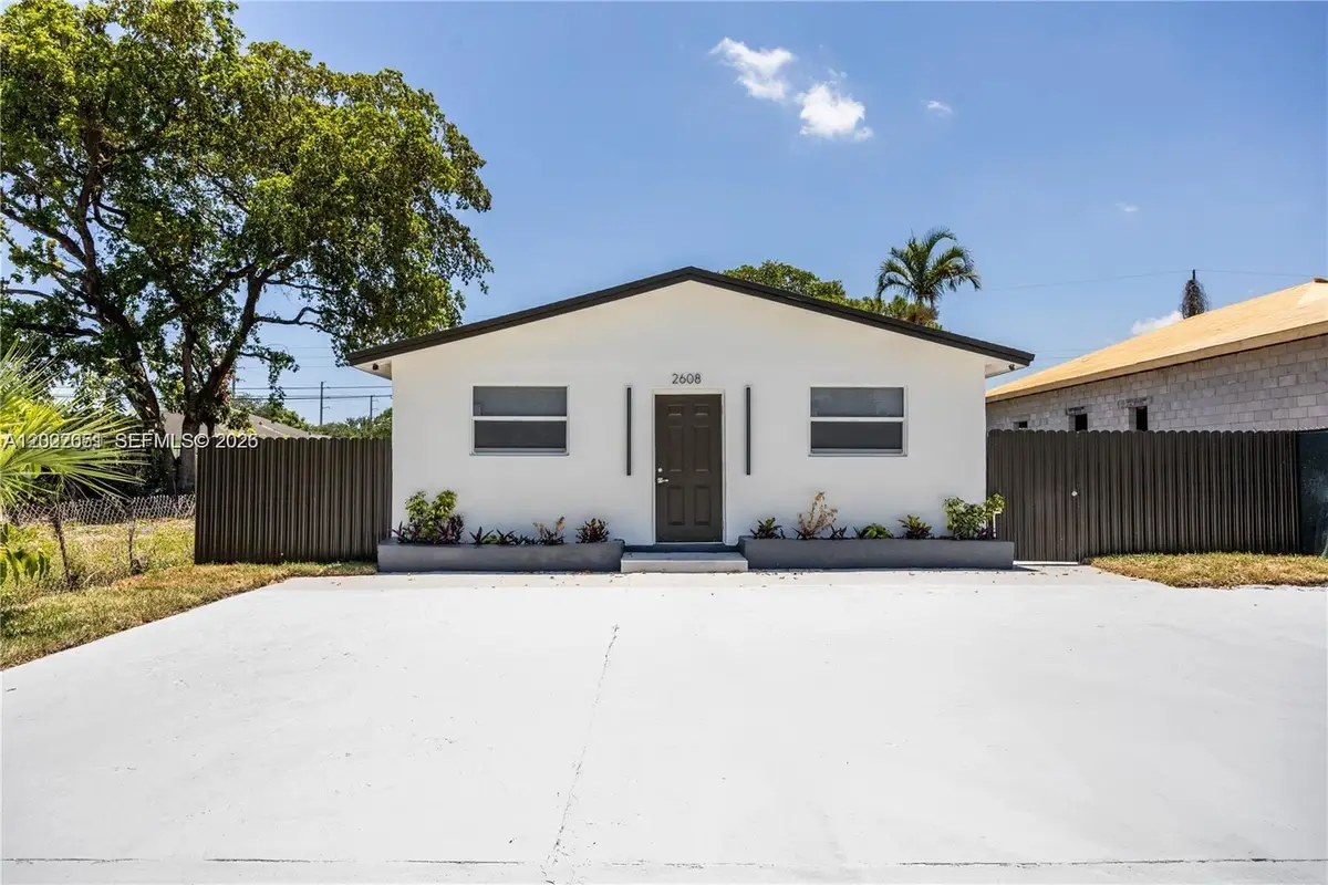 2608 NW 3rd St, Pompano Beach, FL 33069 - #1
