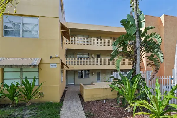 1851 NE 168th St #B6, North Miami Beach, FL 33162