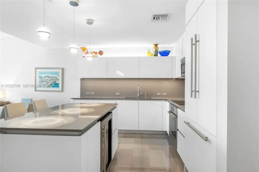 68 SE 6th Street #810, Miami, FL 33131 - #2