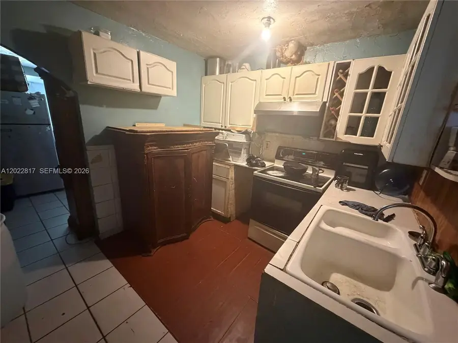 5740 Taylor St, Hollywood, FL 33021 - #3