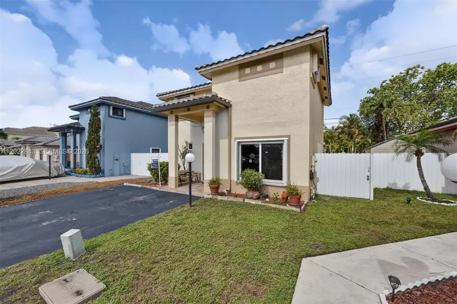 18536 NW 56th Pl, Miami Gardens, FL 33055 - #2