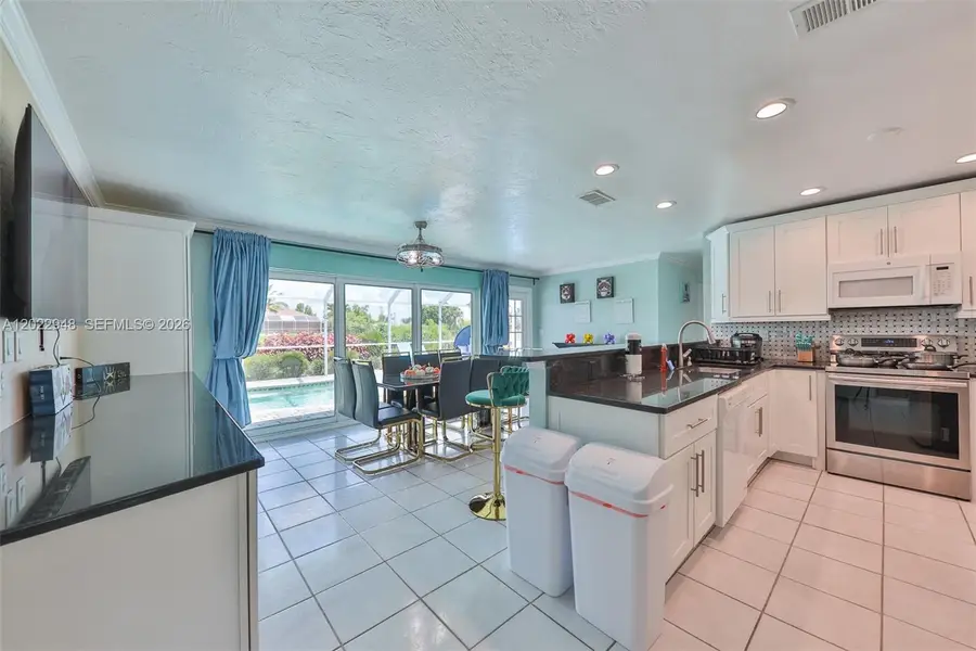 503 SW 17th St, Cape Coral, FL 33990 - #3