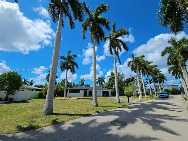 112 Bayshore Dr, Cape Coral, FL 33904