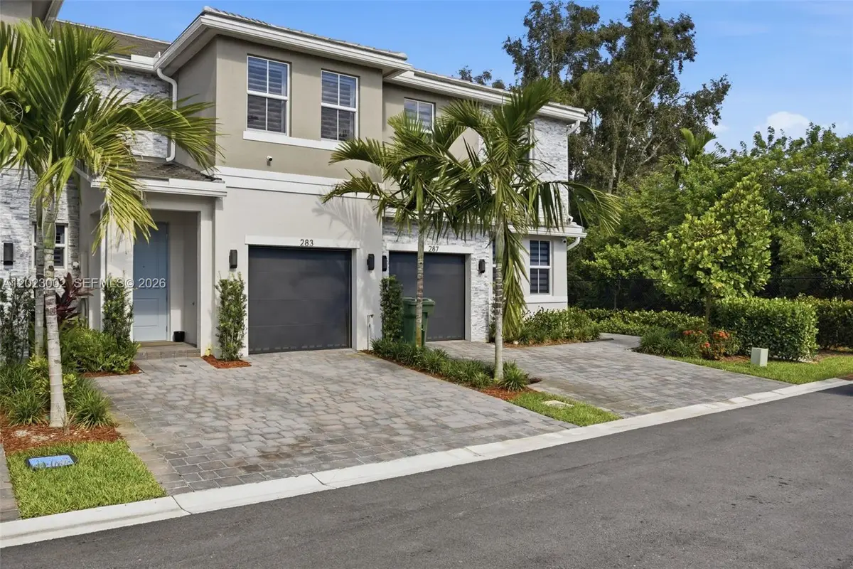 283 SW 169th Lane, Pembroke Pines, FL 33027 - #1