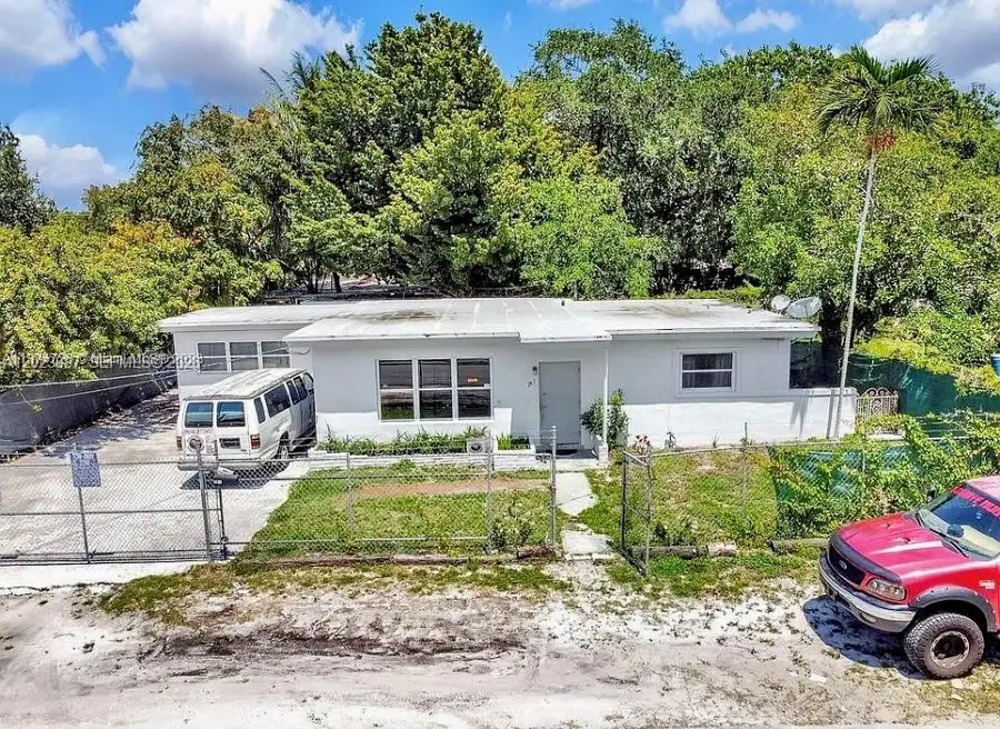 261 NW 73rd Ter, Miami, FL 33150 - #3