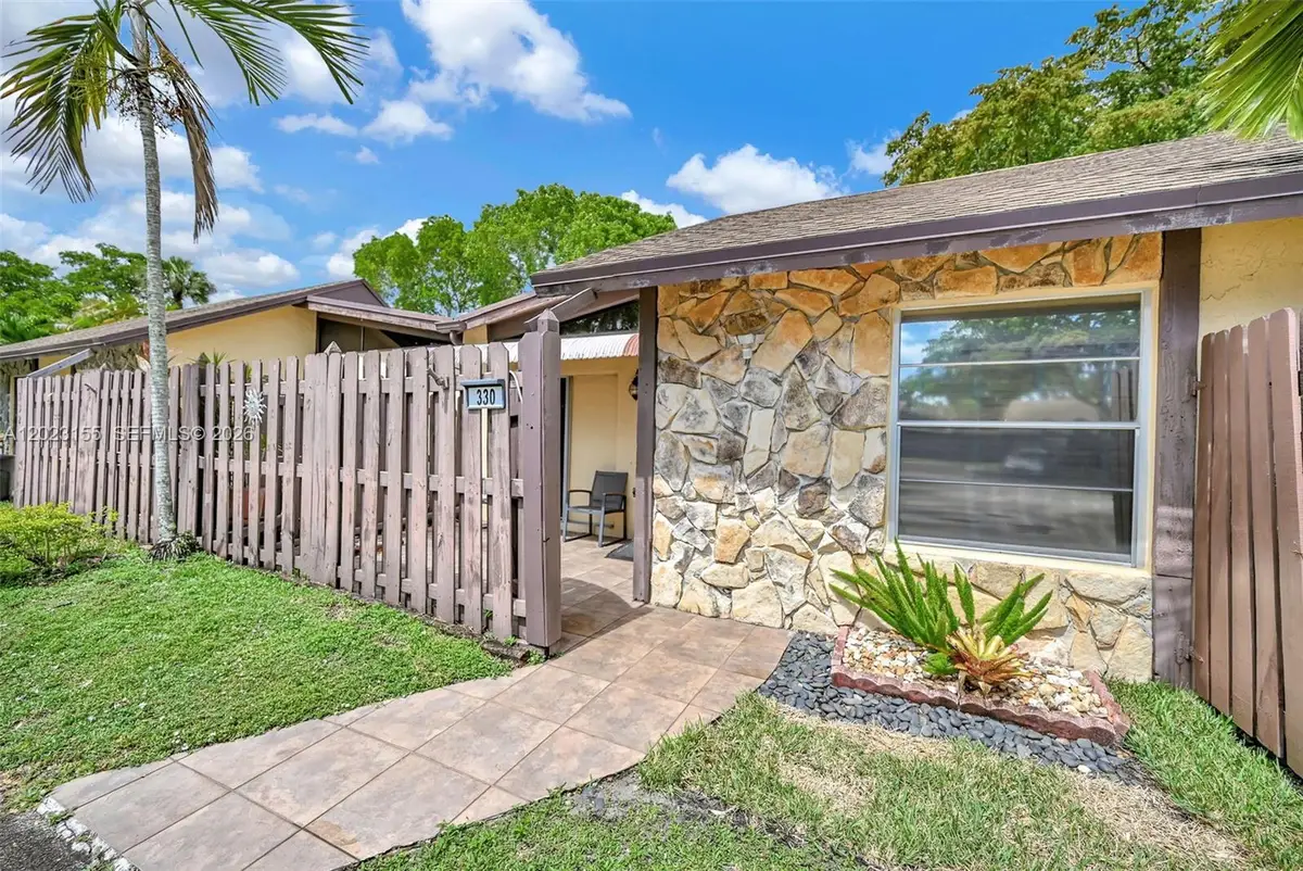 330 Briarwood Cir #3-19, Hollywood, FL 33024 - #1