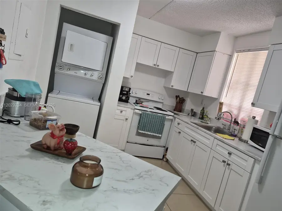 6195 NW 186th St #106, Hialeah, FL 33015 - #2