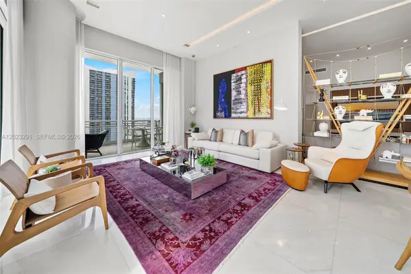900 Brickell Key Blvd #1801, Miami, FL 33131