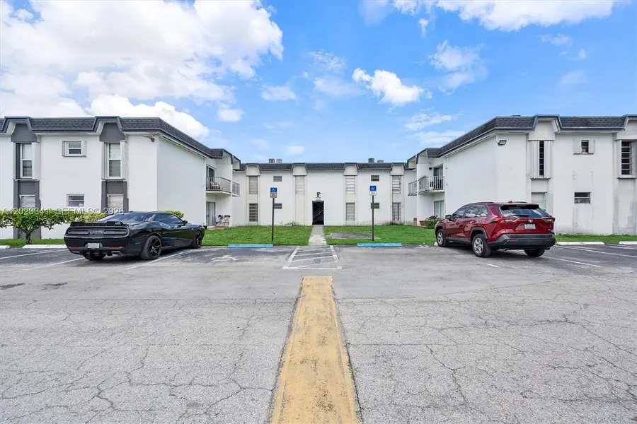7232 SW 94th Pl #E6, Miami, FL 33173 - #2