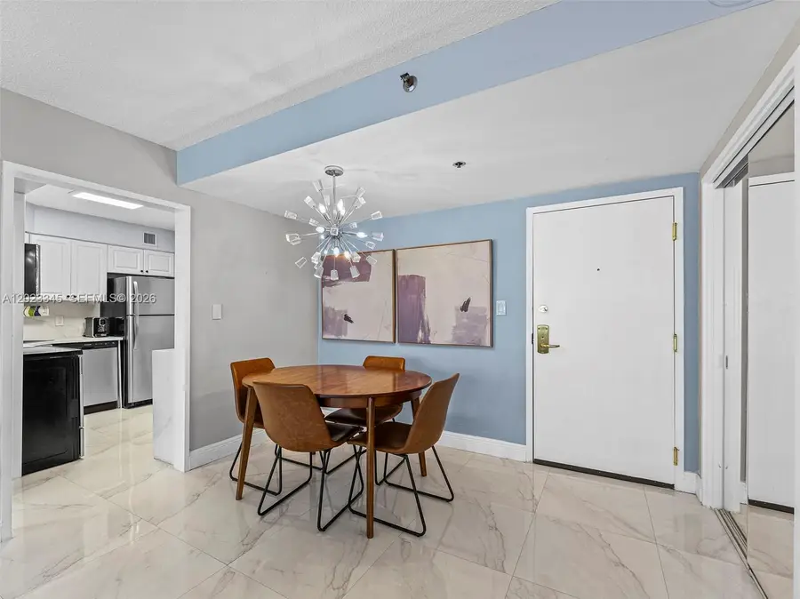 5225 Collins Ave #1509, Miami Beach, FL 33140 - #3
