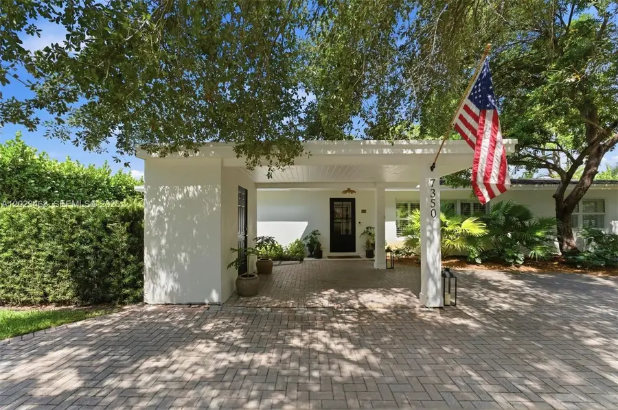 7350 SW 65th Ave, South Miami, FL 33143 - #2