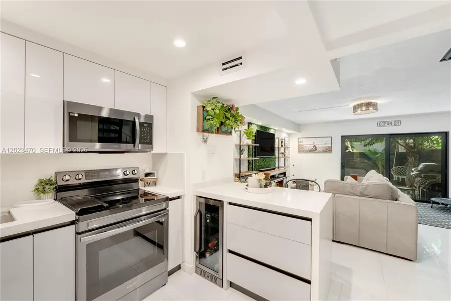 3214 W Trade Ave #III-5, Miami, FL 33133 - #3