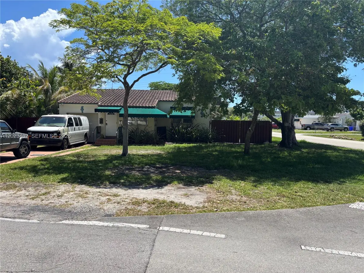 1501 N 16th Ct, Hollywood, FL 33020 - #1