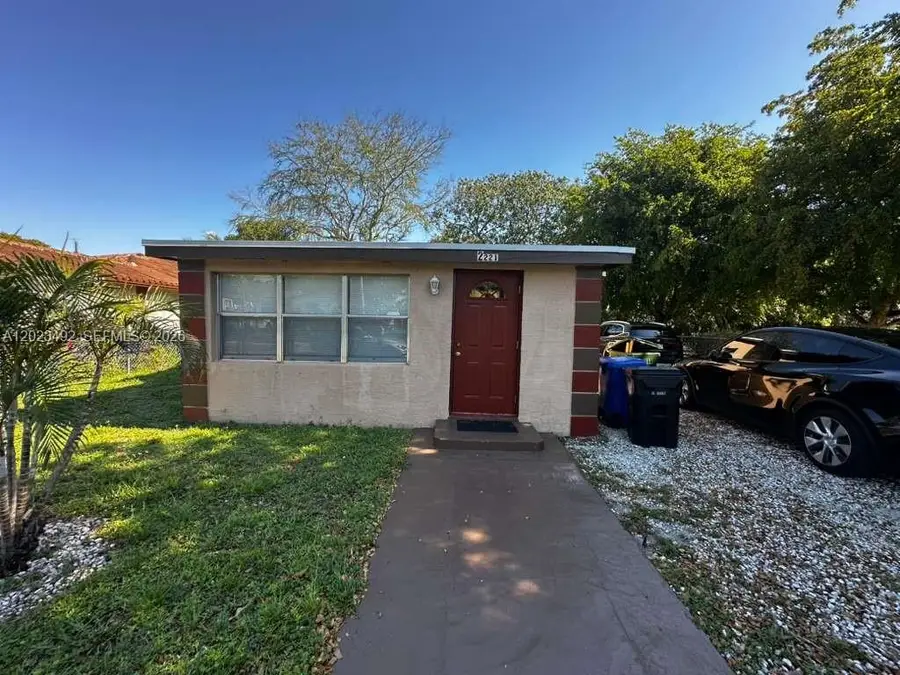 2221 NW 6th Ct, Fort Lauderdale, FL 33311 - #2