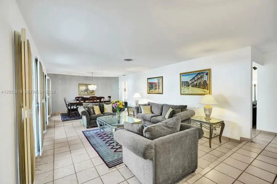 8521 SW 86th Ct, Miami, FL 33143 - #2