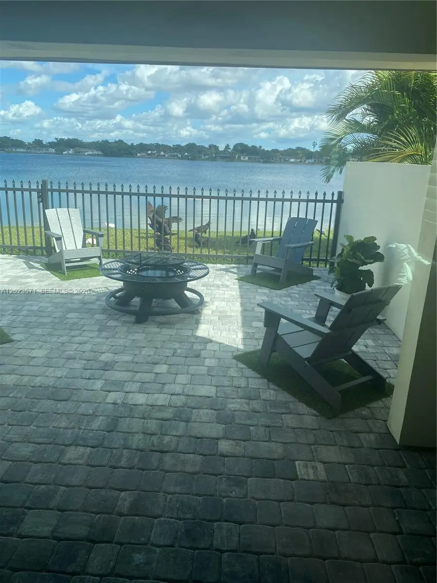 19009 NW 64th Ct, Hialeah, FL 33015 - #2