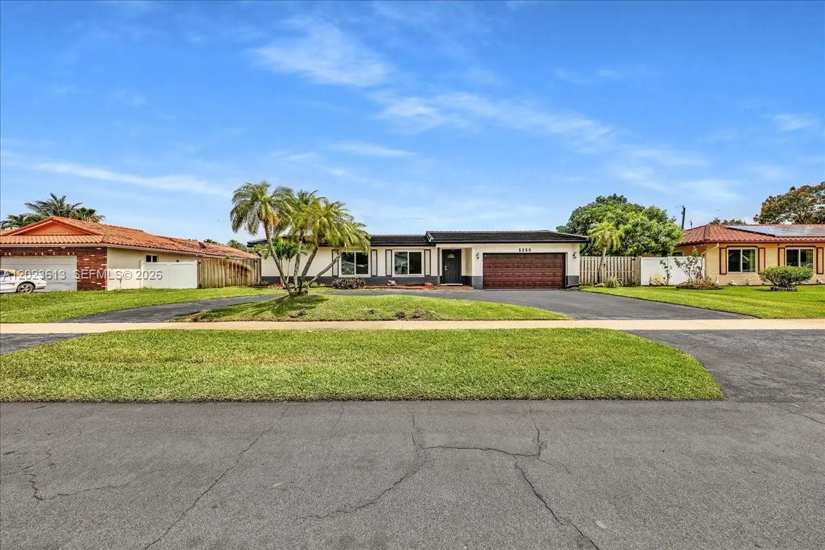 5260 SW 10th Ct, Plantation, FL 33317 - #1
