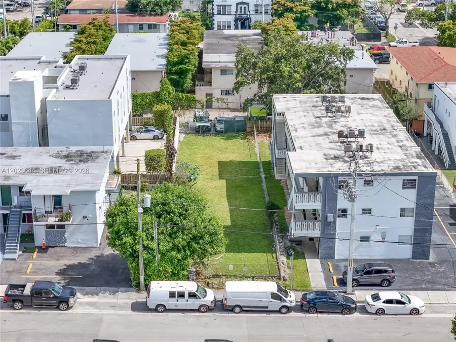 718 SW 4th St, Miami, FL 33130 - #2