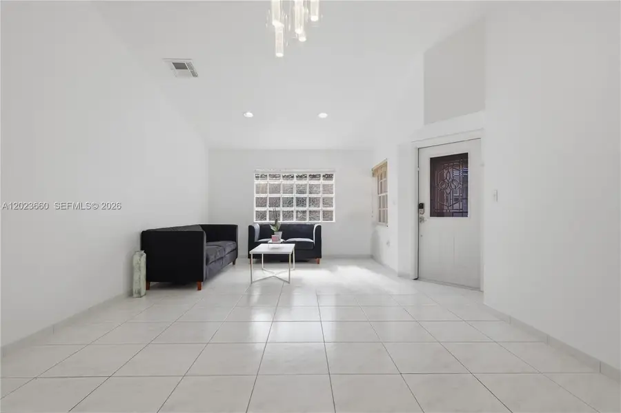 17655 SW 6th Street, Pembroke Pines, FL 33029 - #2