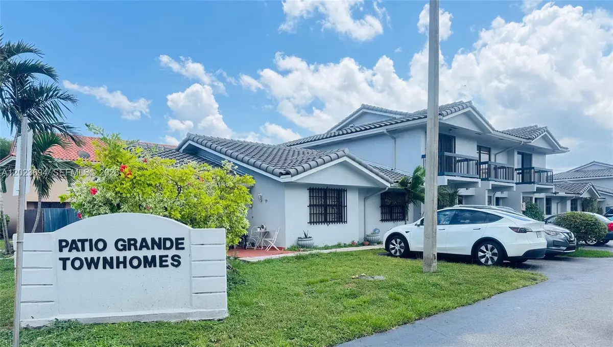 10904 NW 7th St #201, Miami, FL 33172 - #1