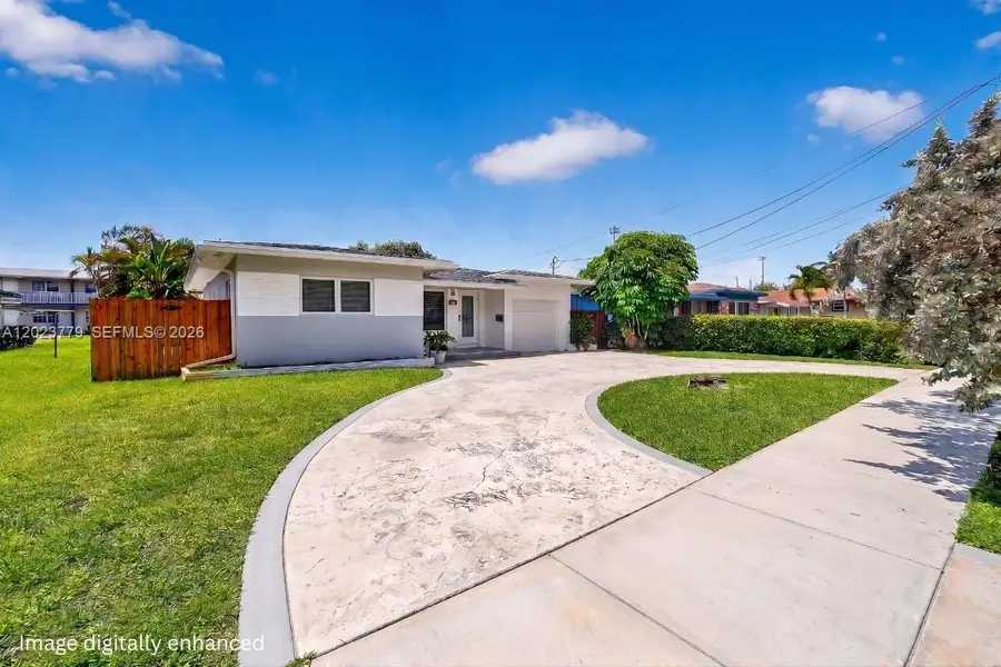 709 NW 9th Ct, Hallandale Beach, FL 33009 - #2