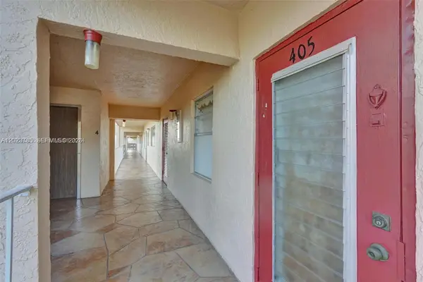 1030 Country Club Dr #405, Margate, FL 33063