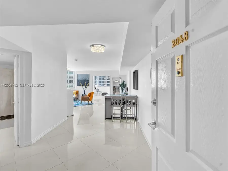 825 Brickell Bay Dr #2048, Miami, FL 33131 - #2