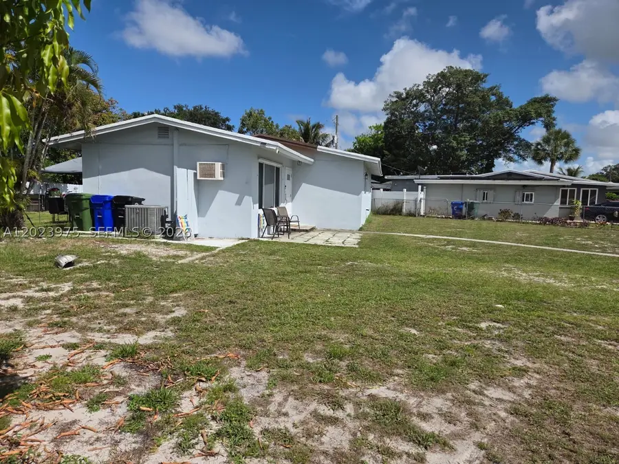 1524 NW 12th Ter, Fort Lauderdale, FL 33311 - #2