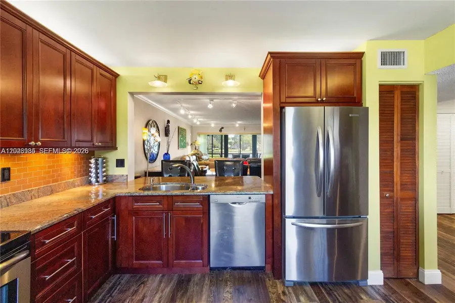 5519 Fairway Park Dr #203, Boynton Beach, FL 33437 - #2