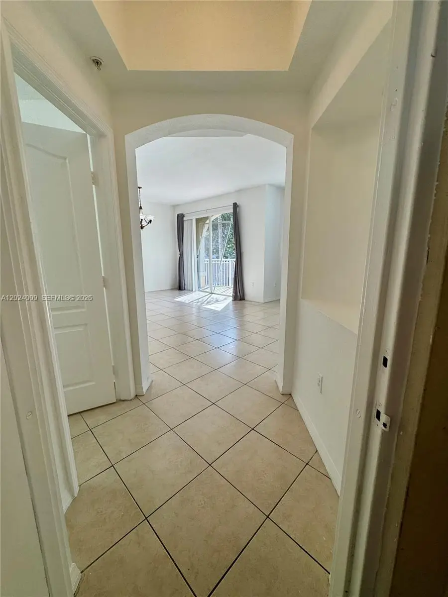 8936 W Flagler St #201, Miami, FL 33174 - #2