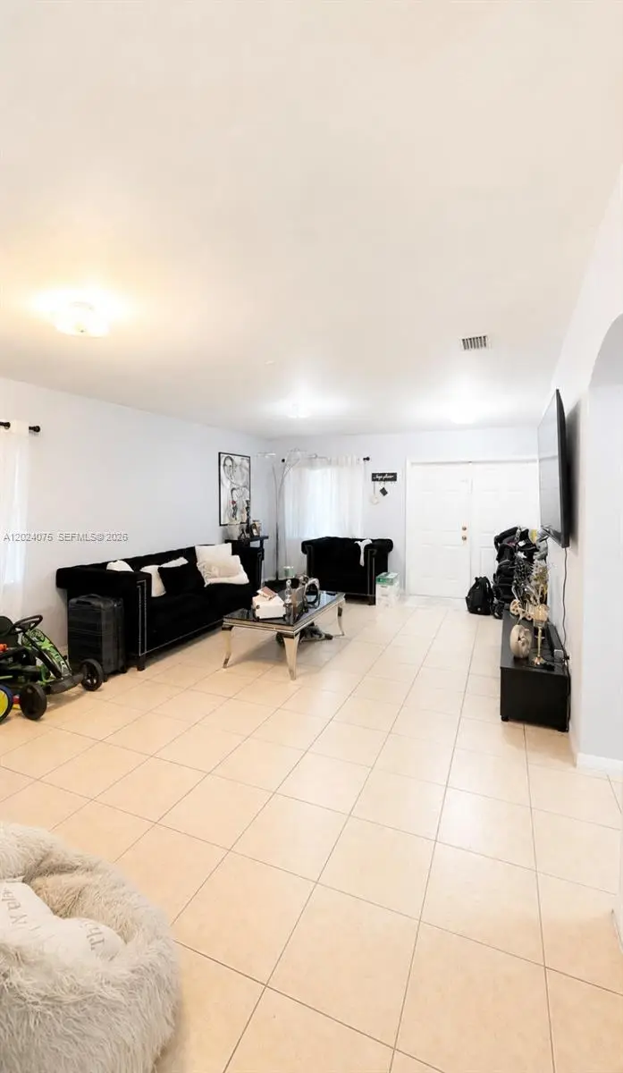 11001 SW 218th Ter, Miami, FL 33170 - #2