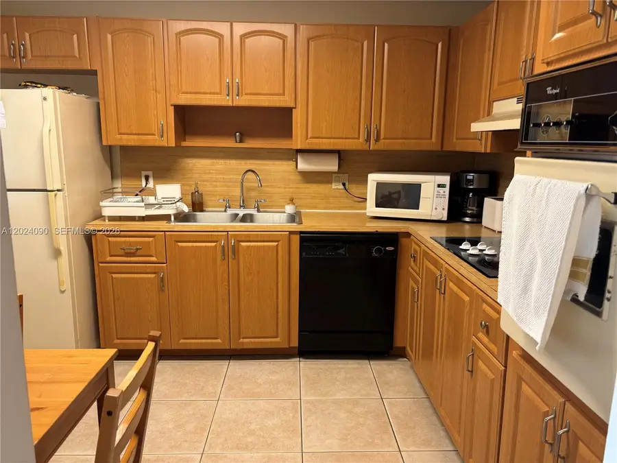 Address Withheld By Seller, Weston, FL 33326 - #3