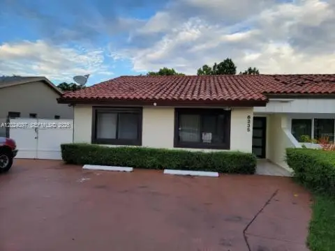 6235 SW 135th Ave, Miami, FL 33183