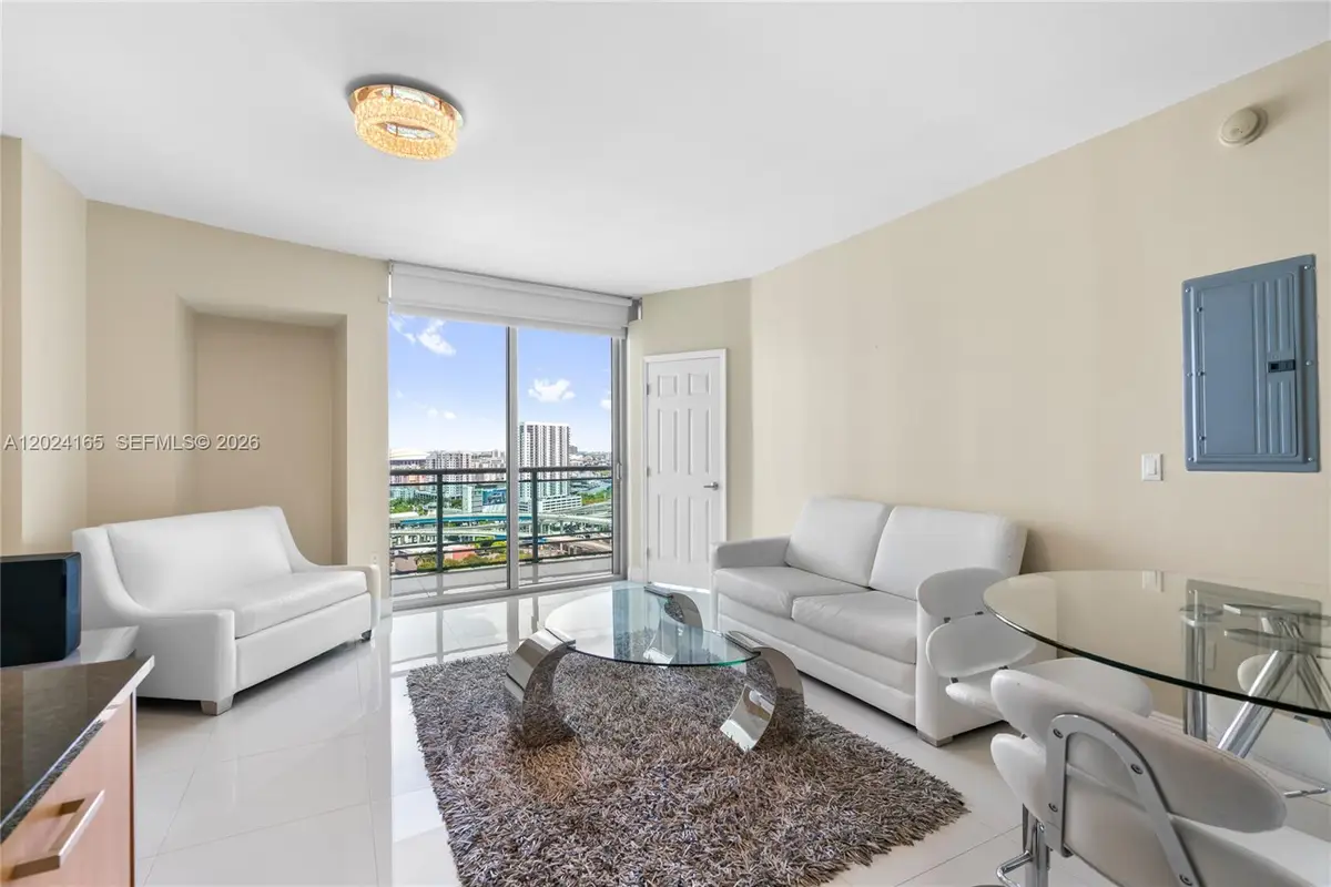 350 S Miami Ave #2515, Miami, FL 33130 - #1