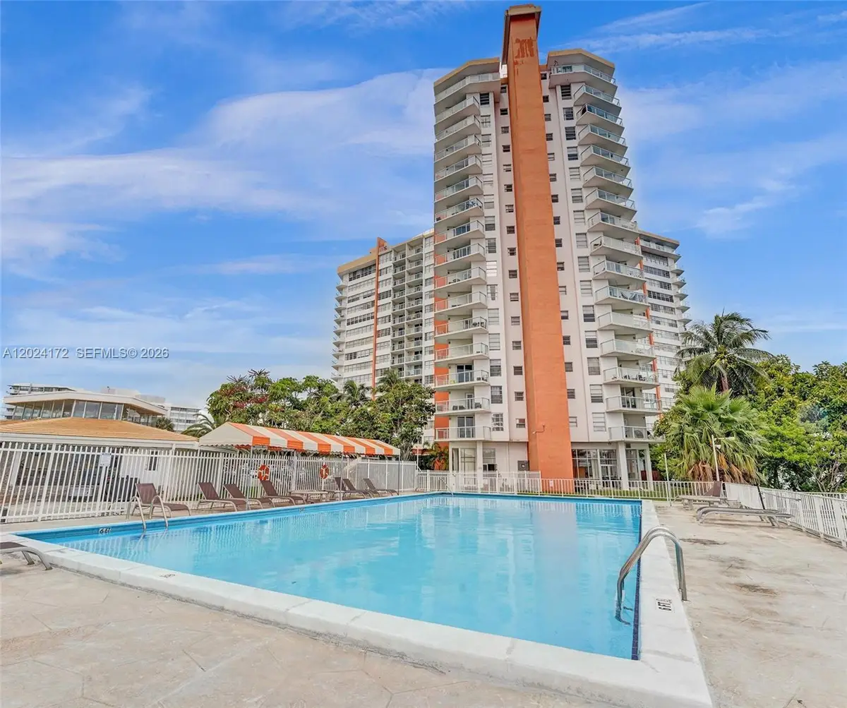 1301 NE Miami Gardens Dr #813W, Miami, FL 33179 - #1